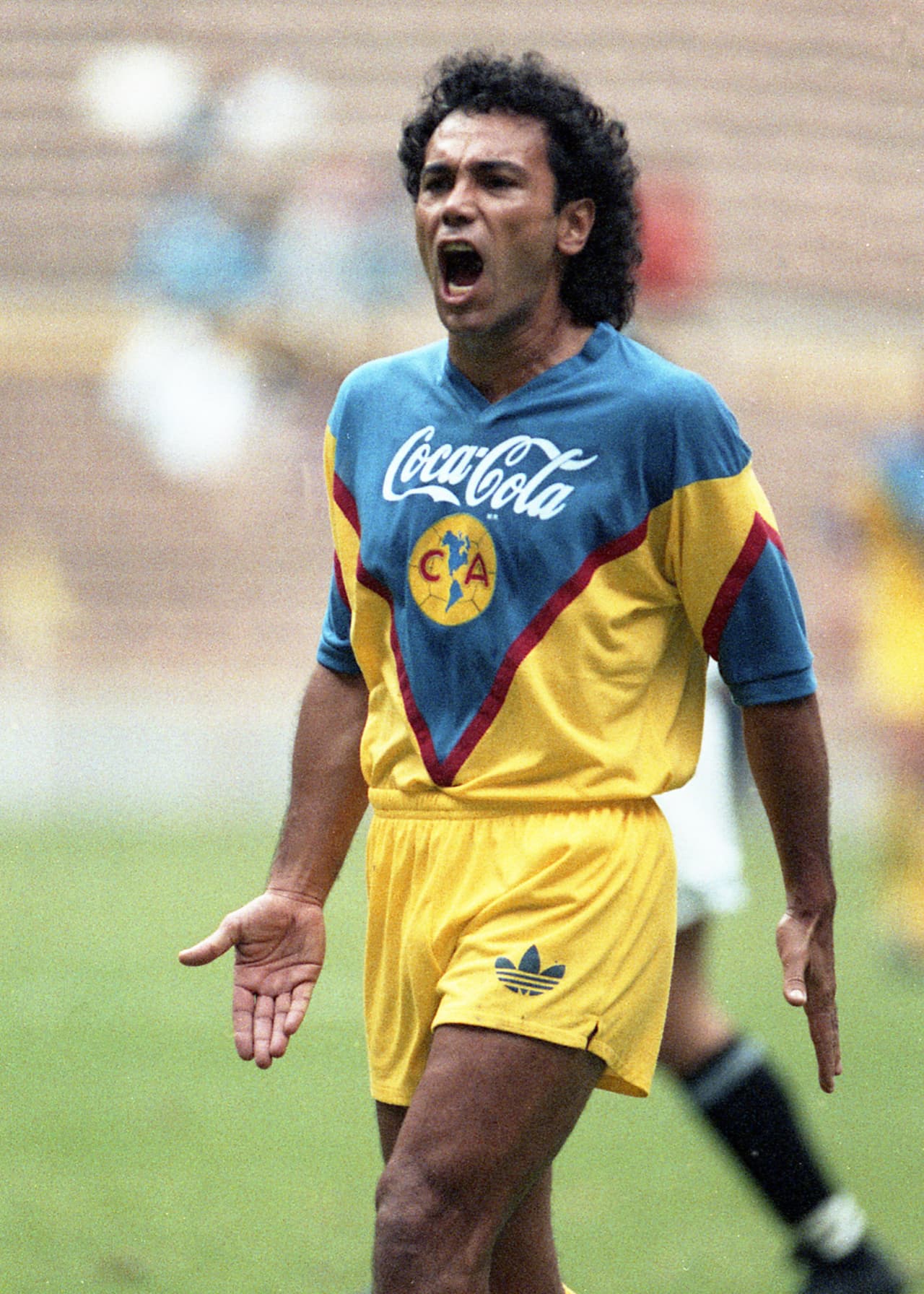 Hugo Sánchez vistió la playera americanista entre 1992 y 1993 luego de triunfar en el Atlético de Madrid y el Real Madrid.