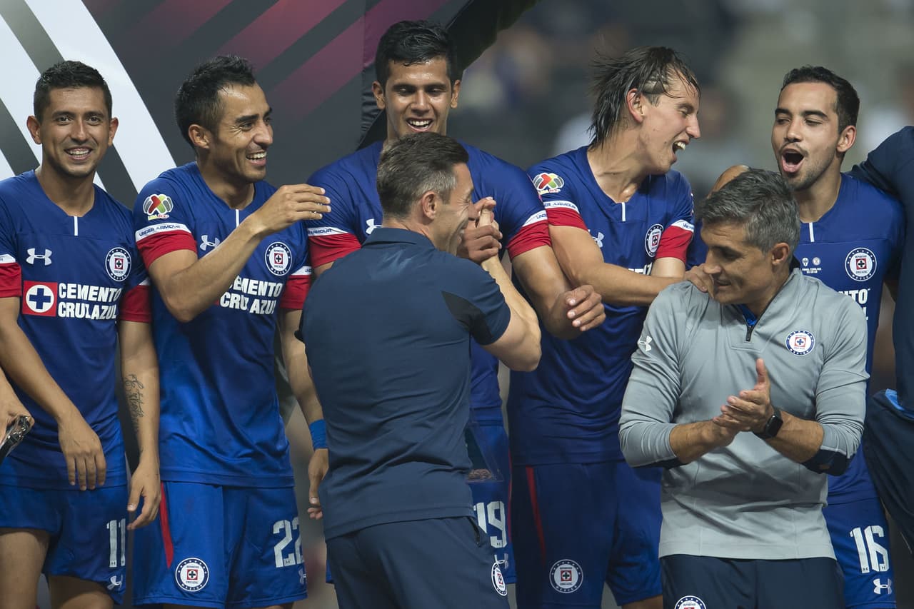 Cruz Azul se coronó campeón de la Copa MX del Apertura 2018 al vencer en la final a Monterrey y empezaba a soñar con romper su sequía en la Liga MX. Fue el éxtasis.