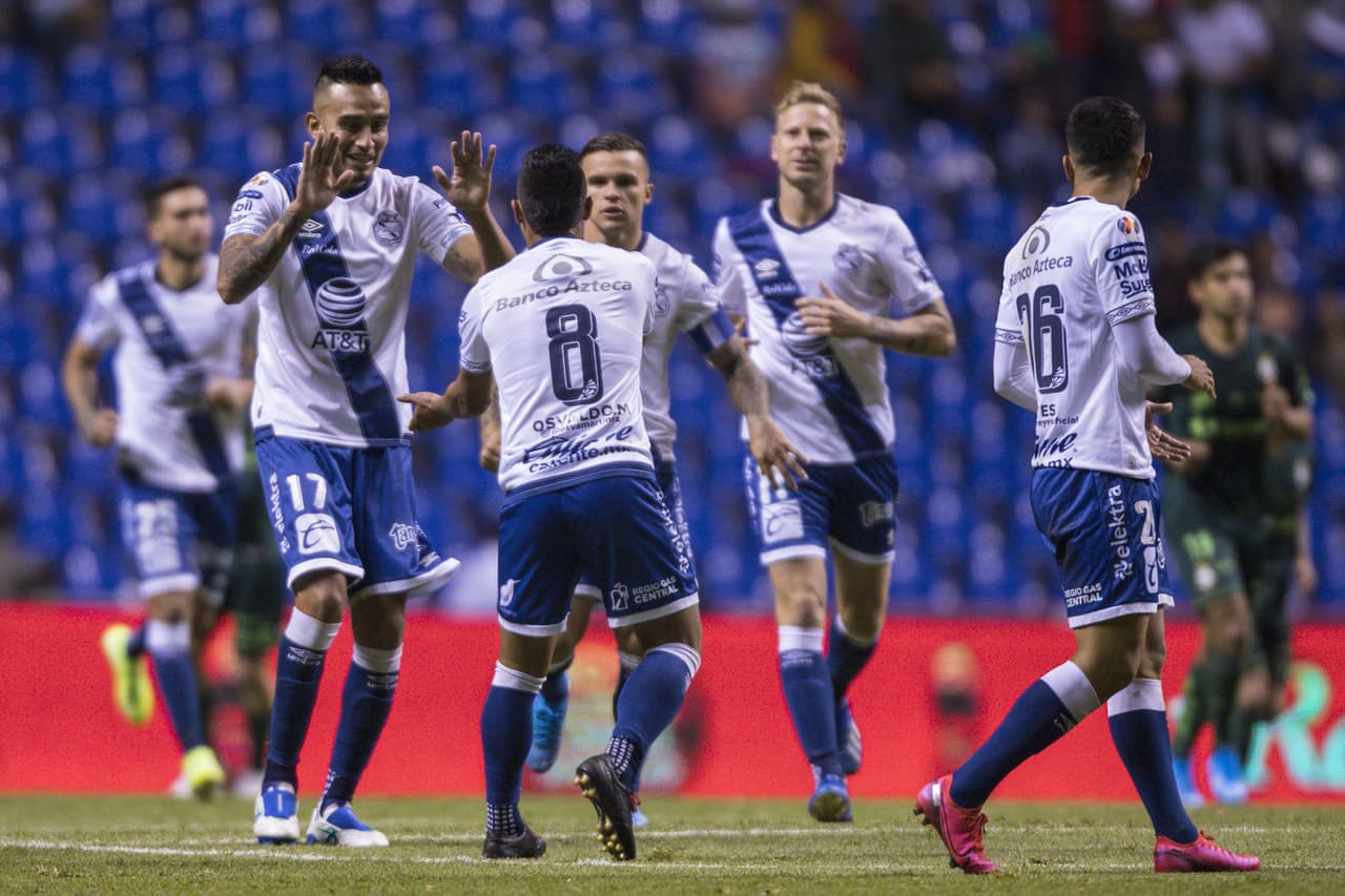 Con gol del Polaco Menendez al minuto 90+5, Puebla empata y rescata un punto en casa.