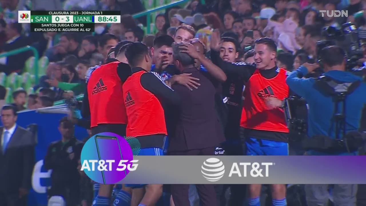 ¡Ya es goleada! Quiñones vence a Acevedo y marca el 0-3 de Tigres