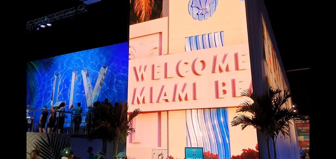 Falta menos de una semana para vivir la pasión del Super Bowl LIV entre Chiefs y 49ers pero la afición ya disfruta al máximo de la NFL Experience.