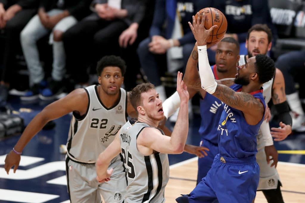 Lo mejor del Juego 5 de la serie de Playoffs de la Conferencia del Oeste entre los Denver Nuggets y los San Antonio Spurs en Pepsi Center en imágenes.
