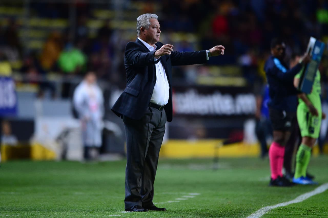 La Wikipedia dice que Vucetich ya es técnico de Chivas