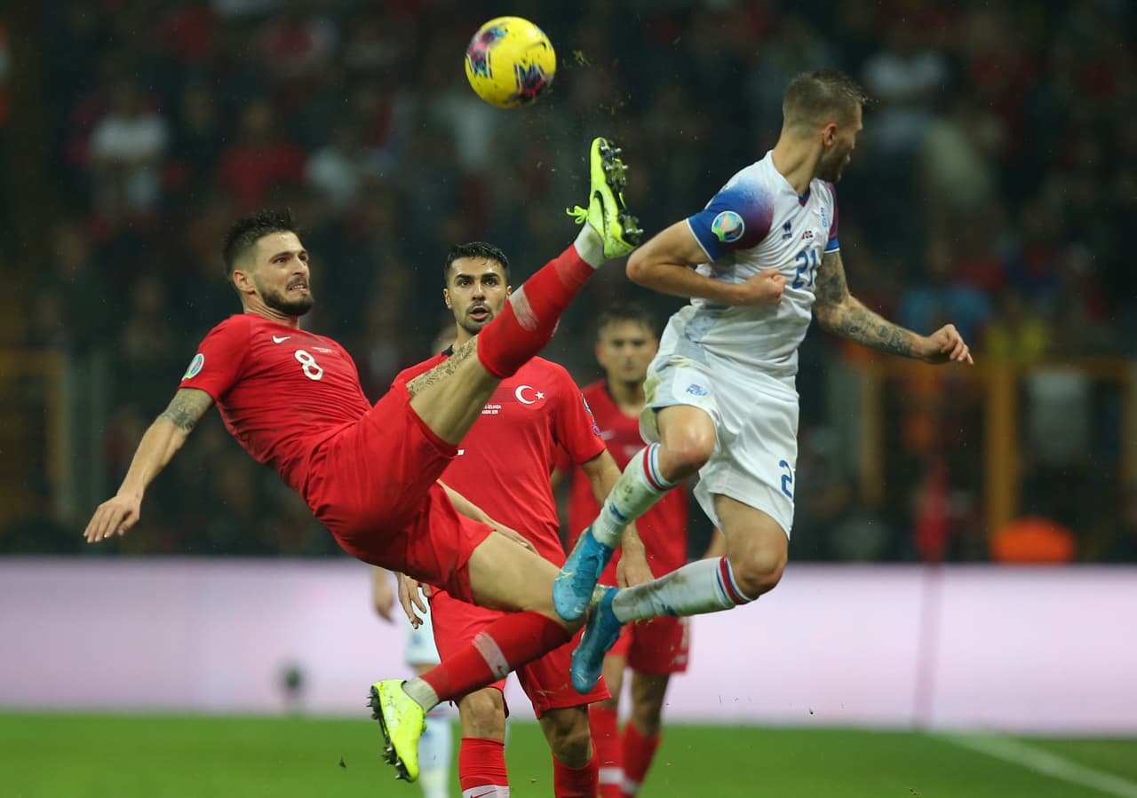 La Selección de Turquía aguantó el 0-0 ante los islandeses y eso le bastó para consumar su clasificación al torneo de selecciones más importantes en el futbol de Europa.