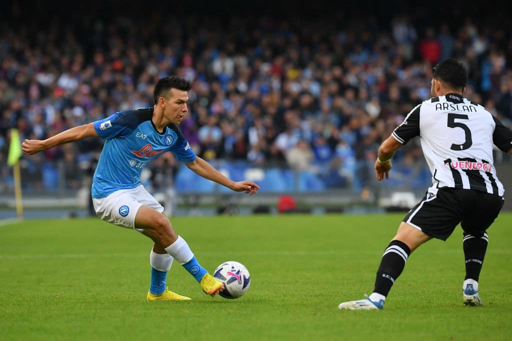 Hirving 'Chucky' Lozano contribuyó con una asistencia para Zielinski en el primer tiempo para ampliar la diferencia.