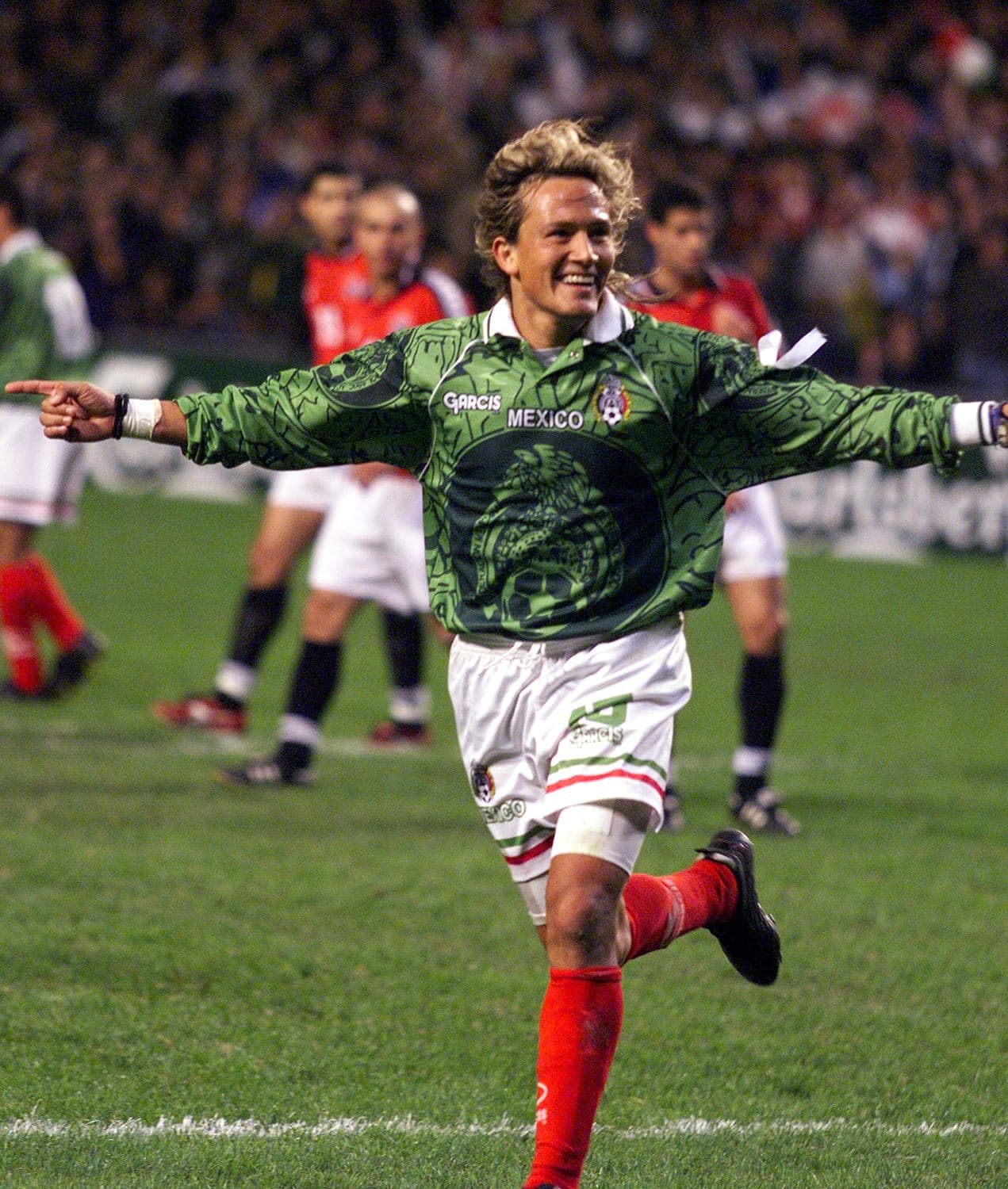 Luis Hernández marcó cuatro goles en el Mundial de Francia 1998, dos contra Corea del Sur, uno contra Holanda y otro frente a Alemania.