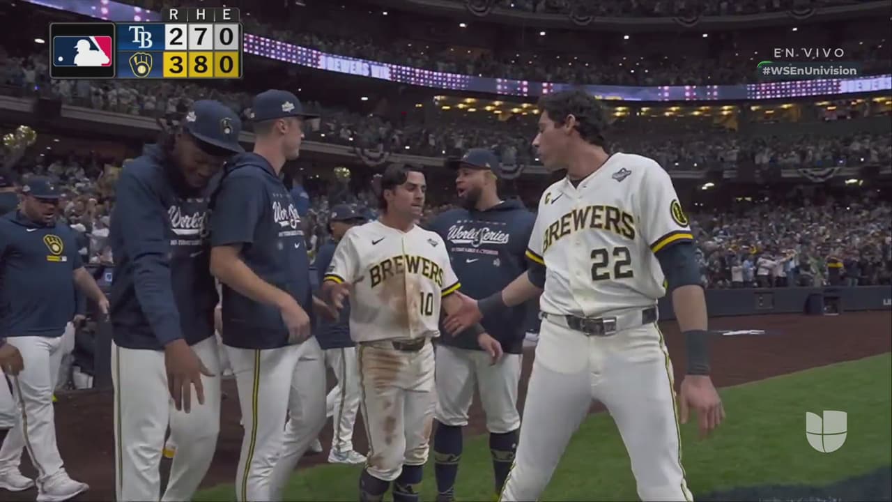 ¡Cayó el out 27! Brewers toma ventaja en la Serie Mundial