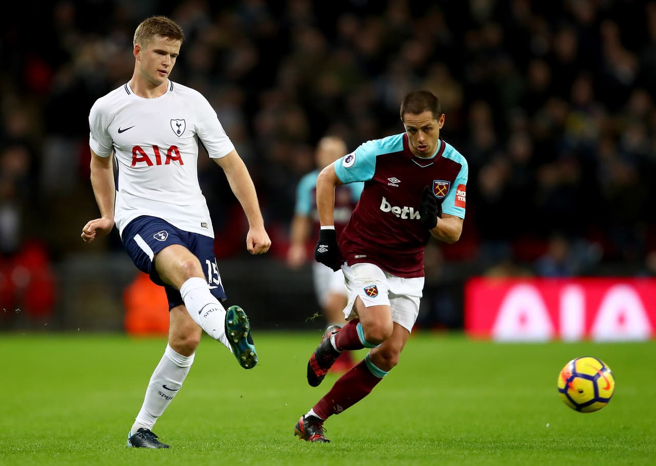 'Chicharito' ha jugado en 17 de 22 partidos que se han disputado en la Premier League a lo largo de la campaña 2017-18.