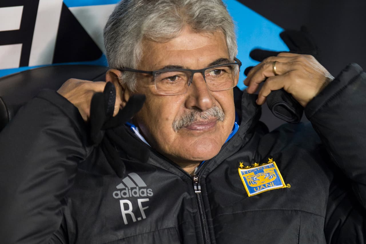 Ricardo 'Tuca' Ferreti busca su octavo título como entrenador del fútbol mexicano y por lo visto el sábado, el bicampeonato es una posibilidad.