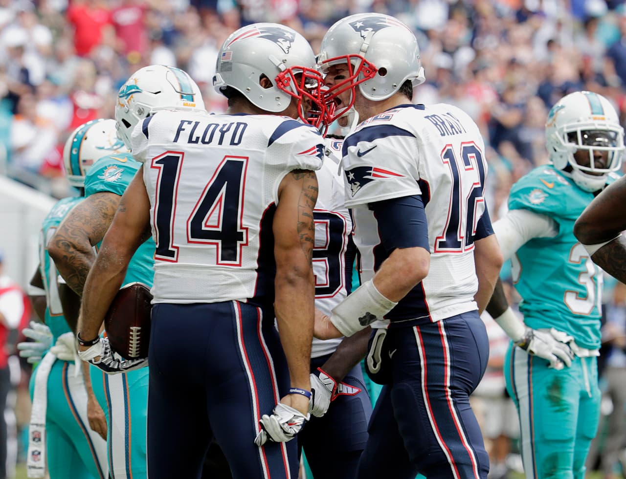 Patriots mantienen invicto fuera de casa y aseguran localía en playoff al ganar en Miami