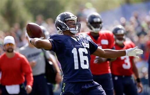 Egresado de Kansas St. llega a los Seahawks el WR Tyler Lockett, checa sus mejores imágenes hasta ahora portando ya el jersey de Seattle.