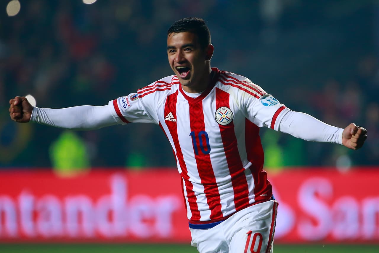 Muere el tío de Derlis González de un paro cardíaco celebrando pase de Paraguay a semifinales