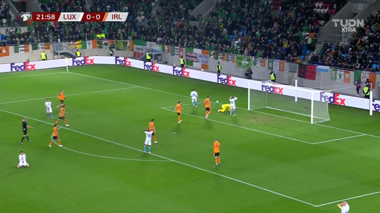 ¡TIRO ATAJADO! disparo por Olivier Thill.