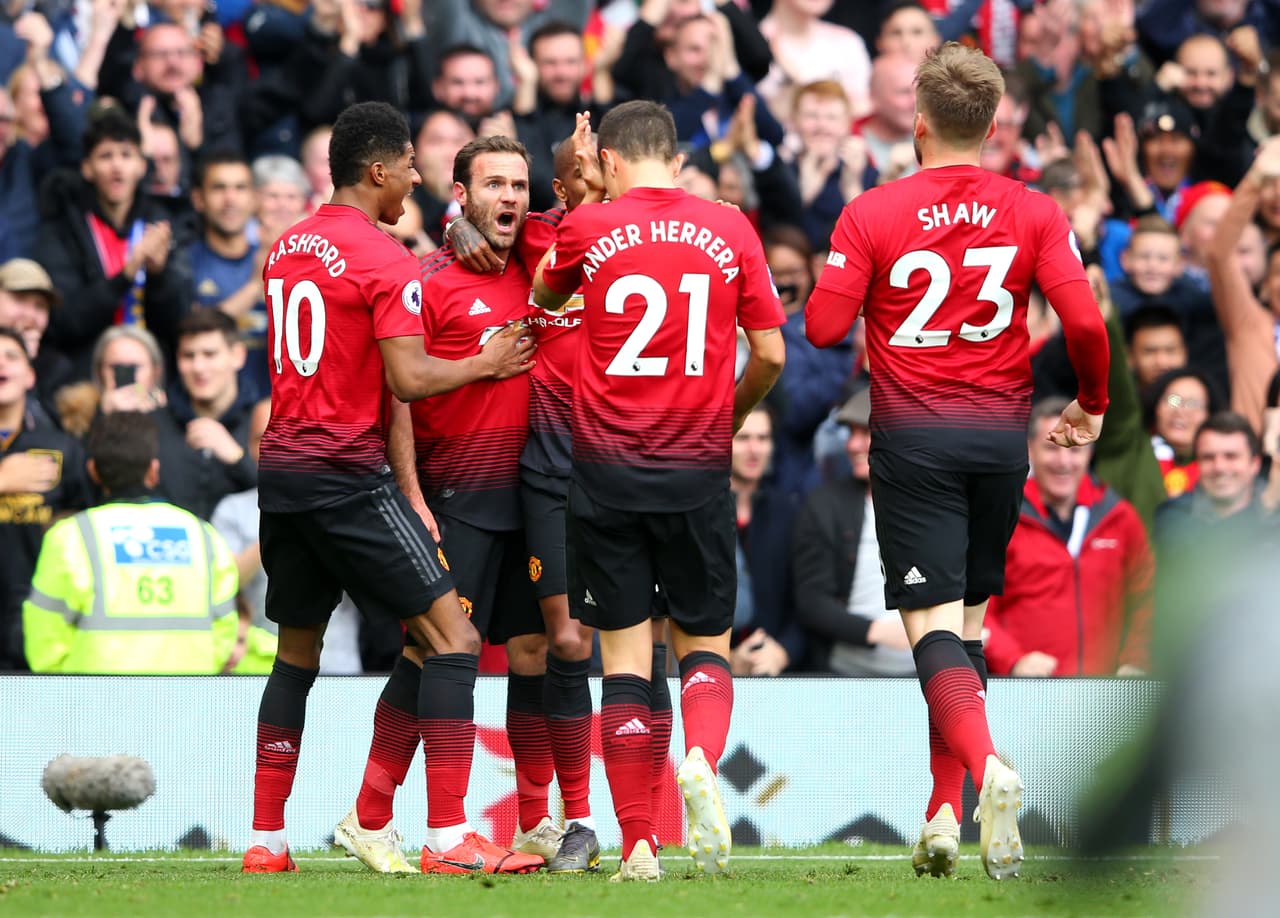 5. Manchester United - 180.4 millones de dólares.