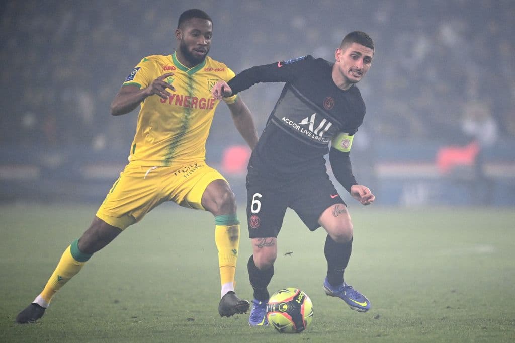 Con goles de Lionel Messi y Kylian Mbappé, el PSG vence 3-1 al Nantes y continúan como líderes de la Ligue 1.