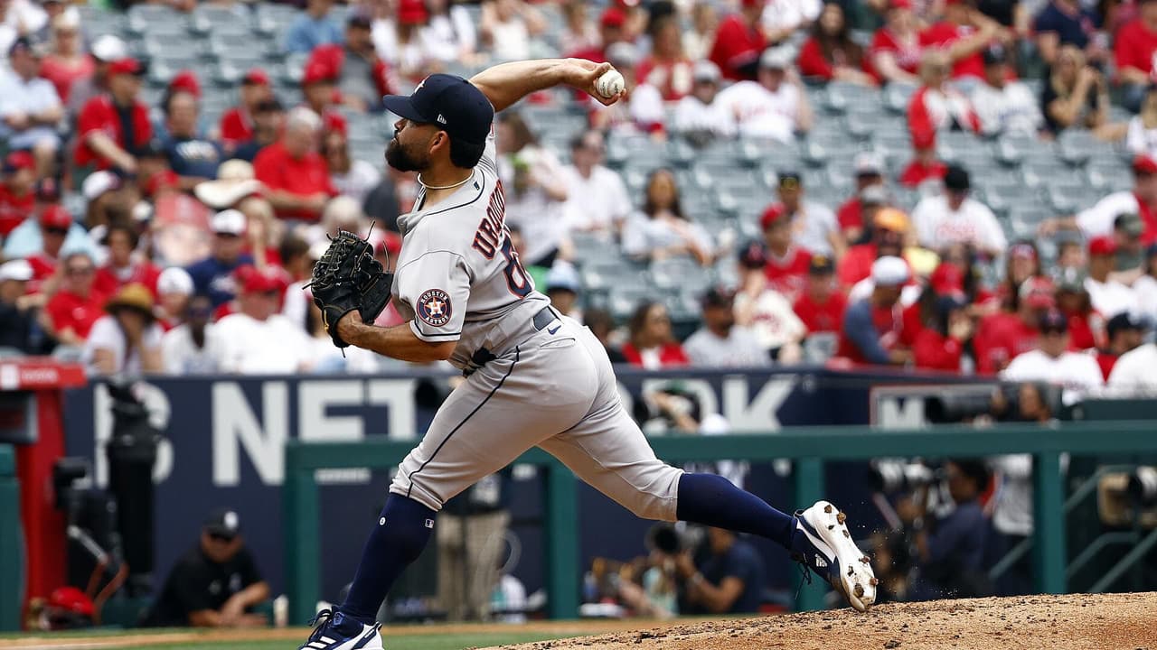 José Urquidy se anota primer triunfo en la campaña, a pesar de susto de Ohtani