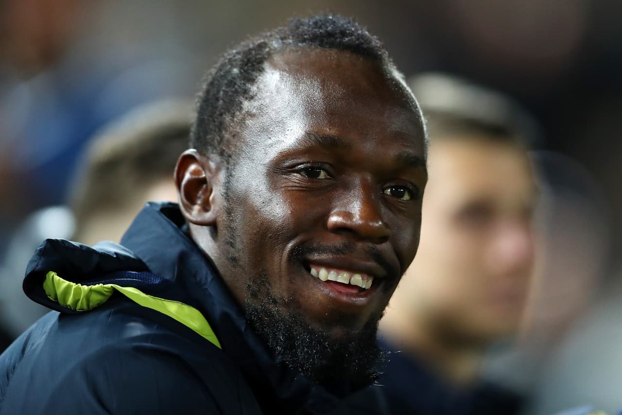 La posibilidad de que Usain Bolt llegue a Dorados de Sinaloa en el fútbol mexicano abre una serie de bondades y desventajas tanto para él como para cualquier torneo en el que participe.