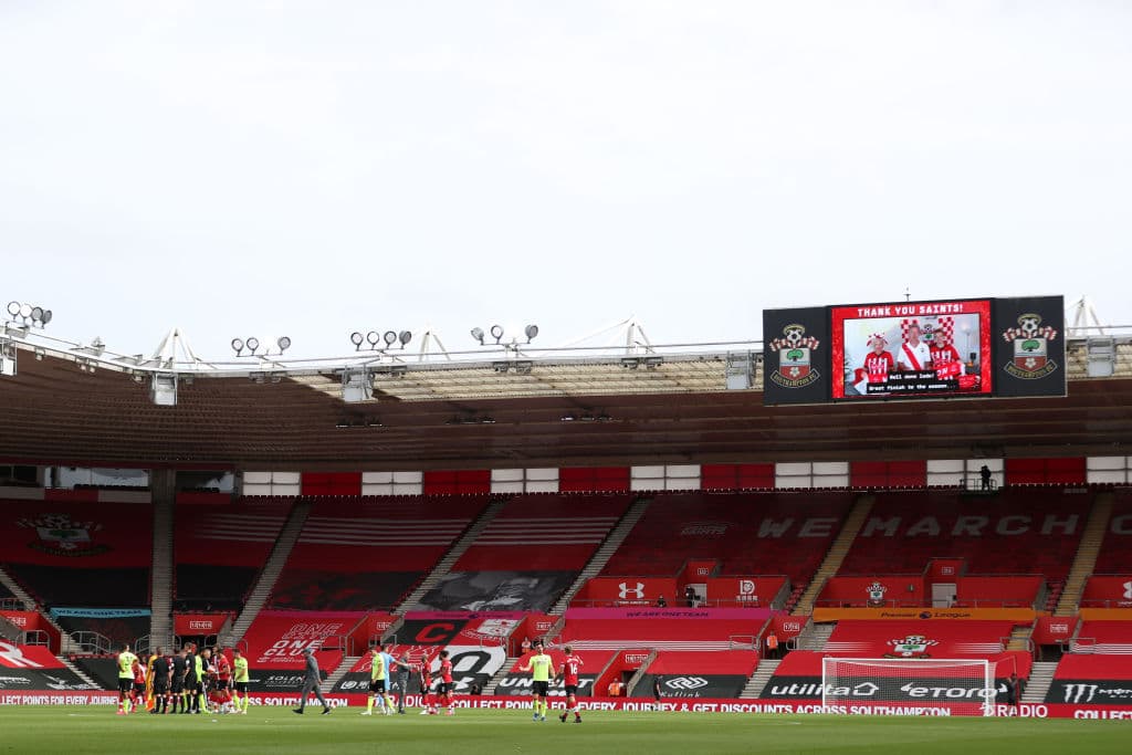 Ningún aficionado podrá ocupar un asiento distinto del que le fue asignado.