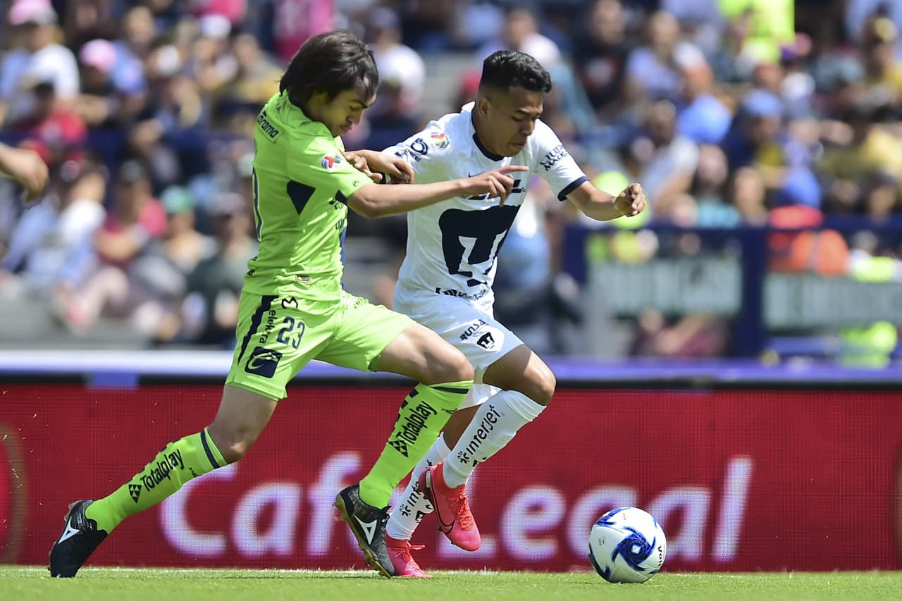 Tremendo duelo por la banda entre Barrera y 'el Shaggy' Martínez