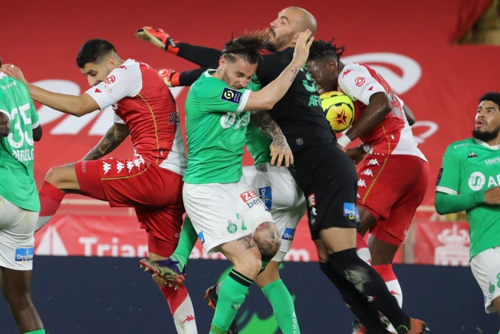 Mónaco y Saint-Étienne igualaron a dos goles.