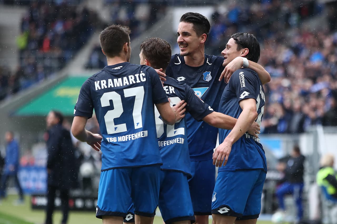 Los lobos no pudieron aullar en casa del Hoffe.