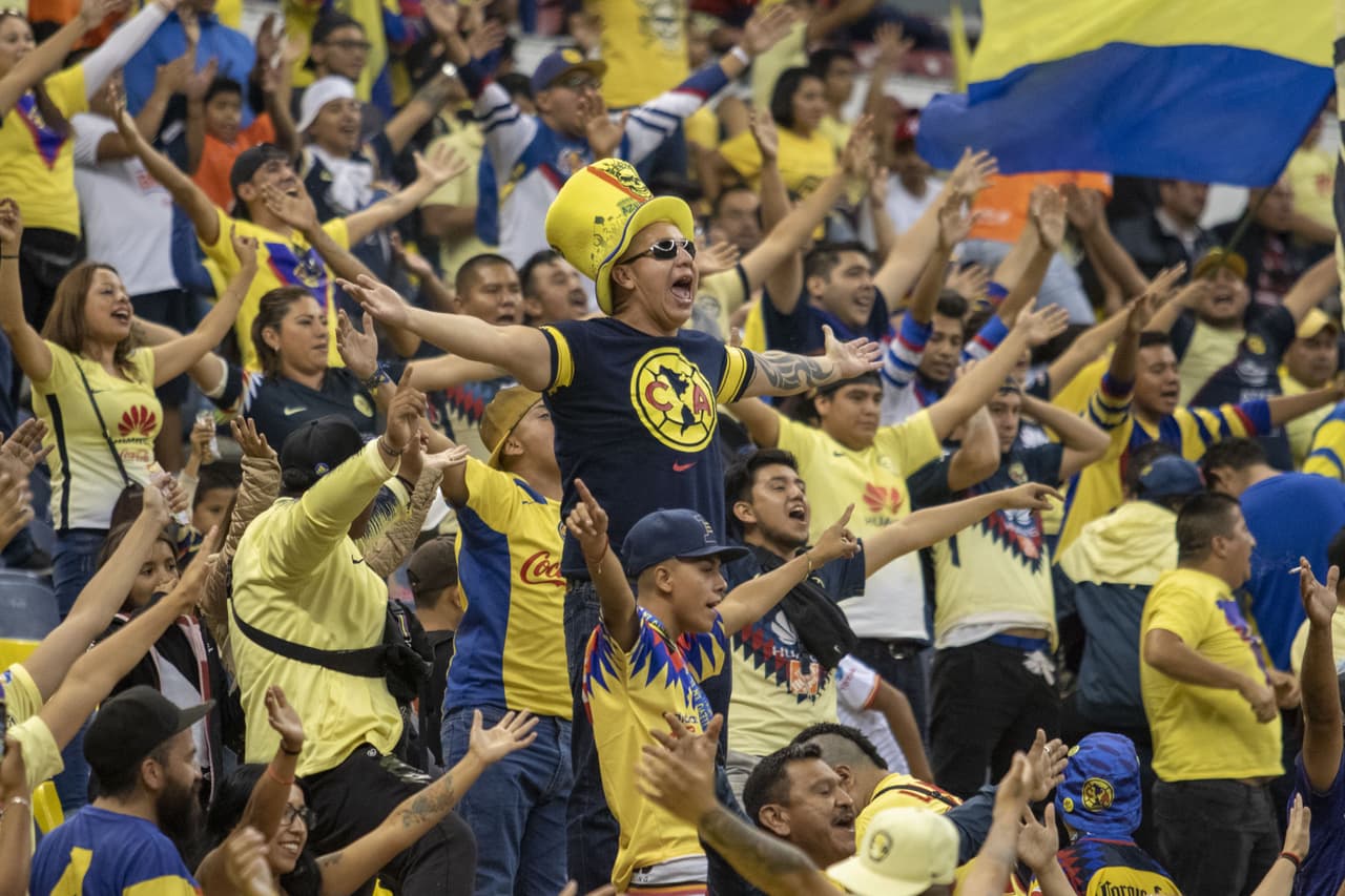 Aparece el grito prohibido en el Clásico Nacional