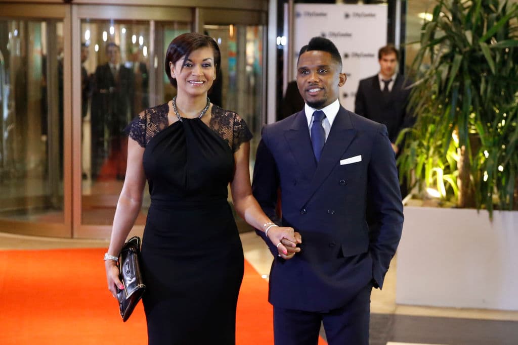 Le complementaría Samuel Eto'o, que siempre elegante, no podía faltar a tan importante evento.