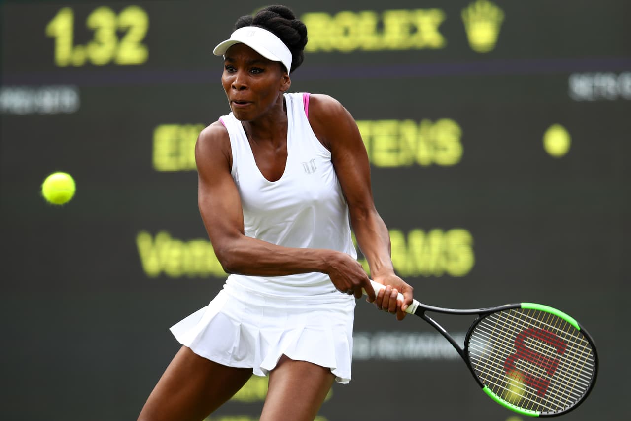 Venus Williams gana su 1er duelo en Wimbledon desde demanda