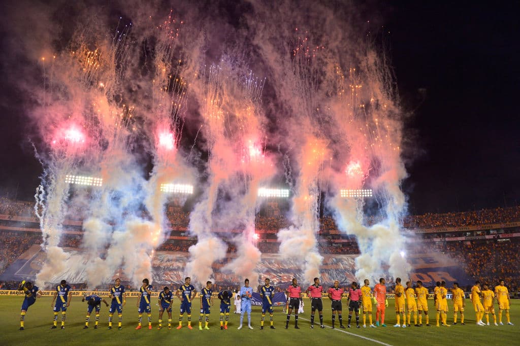 El campeón Tigres regresó a la actividad en el Estadio Universitario
