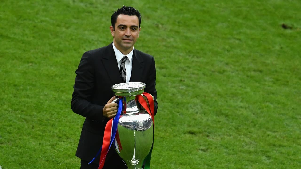 Tras salida de Koeman, Barcelona apostará todo por Xavi Hernández