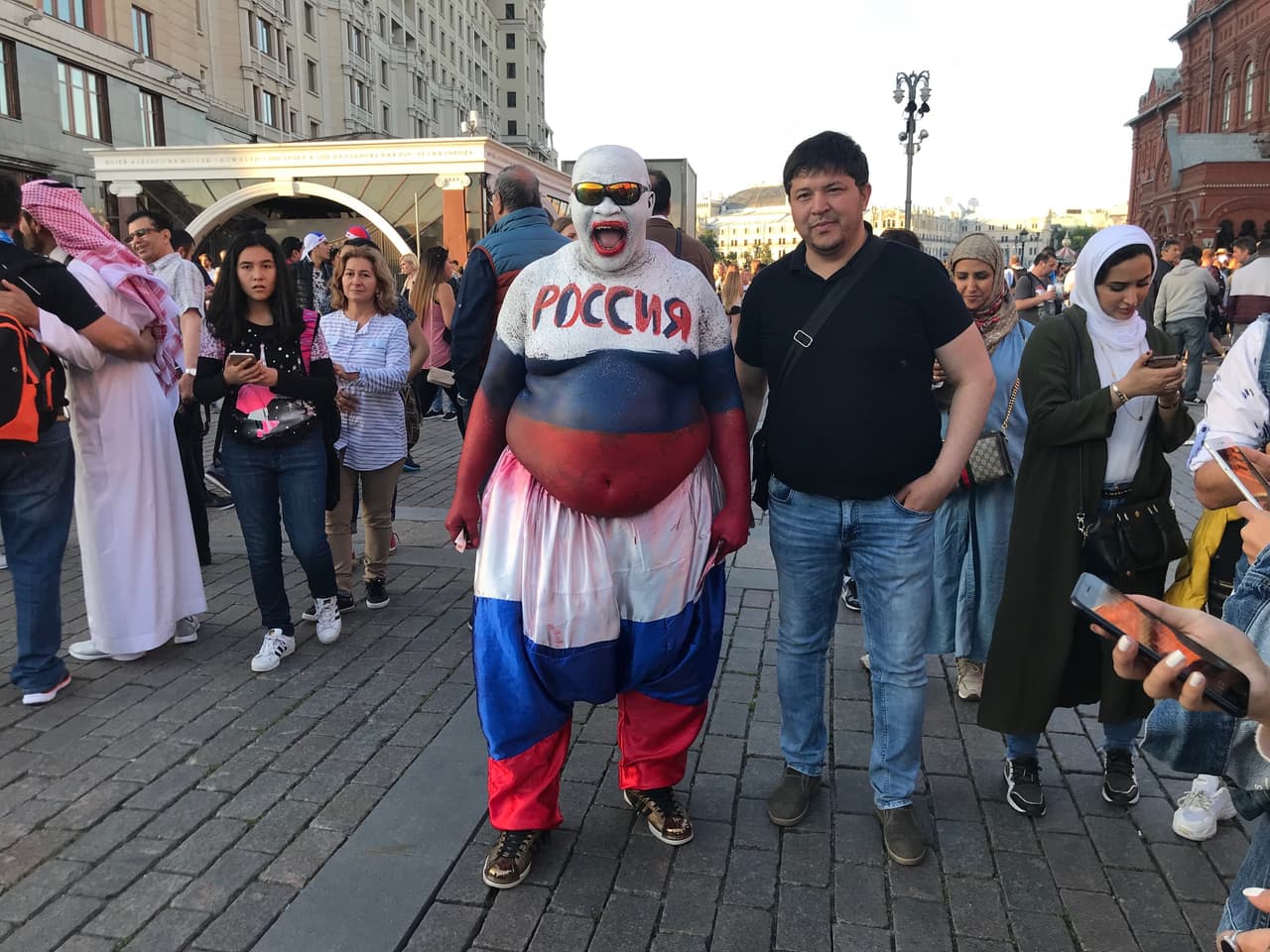 El sazón especial de los mundiales siempre son los fanáticos con su ánimo y su colorido.