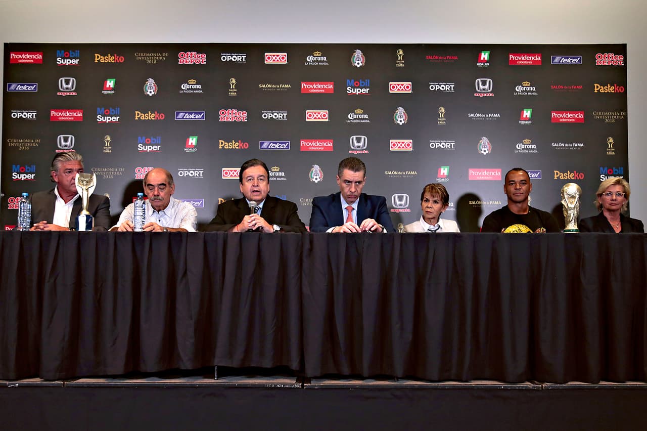 Varias de las leyendas que entrarán en el Salón de la Fama en la Generación 2018 estuvieron en el encuentro previo.