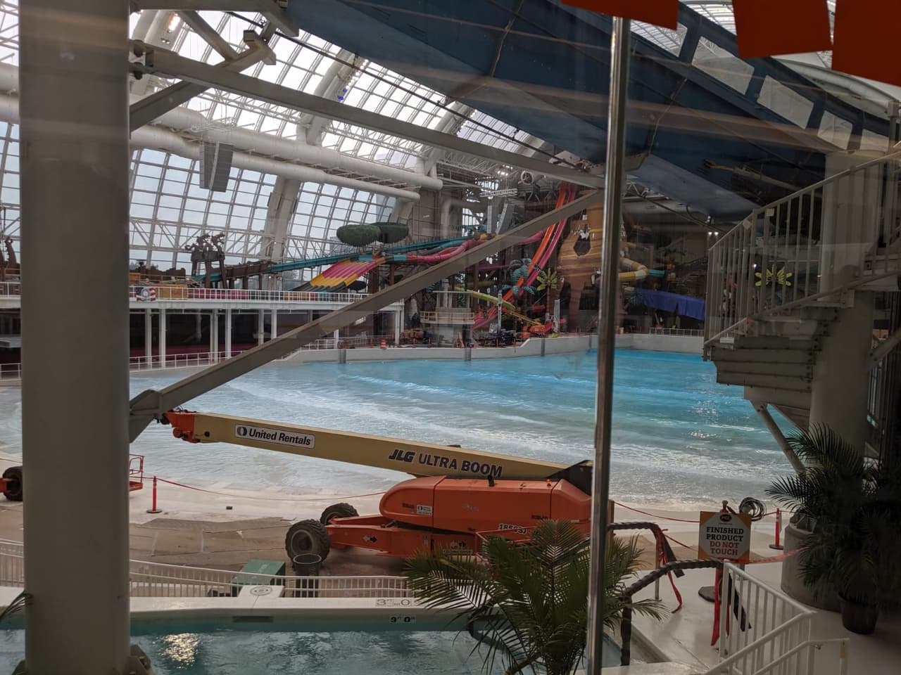 El parque de agua DreamWorks del Mall American Dream retrasa su inauguración