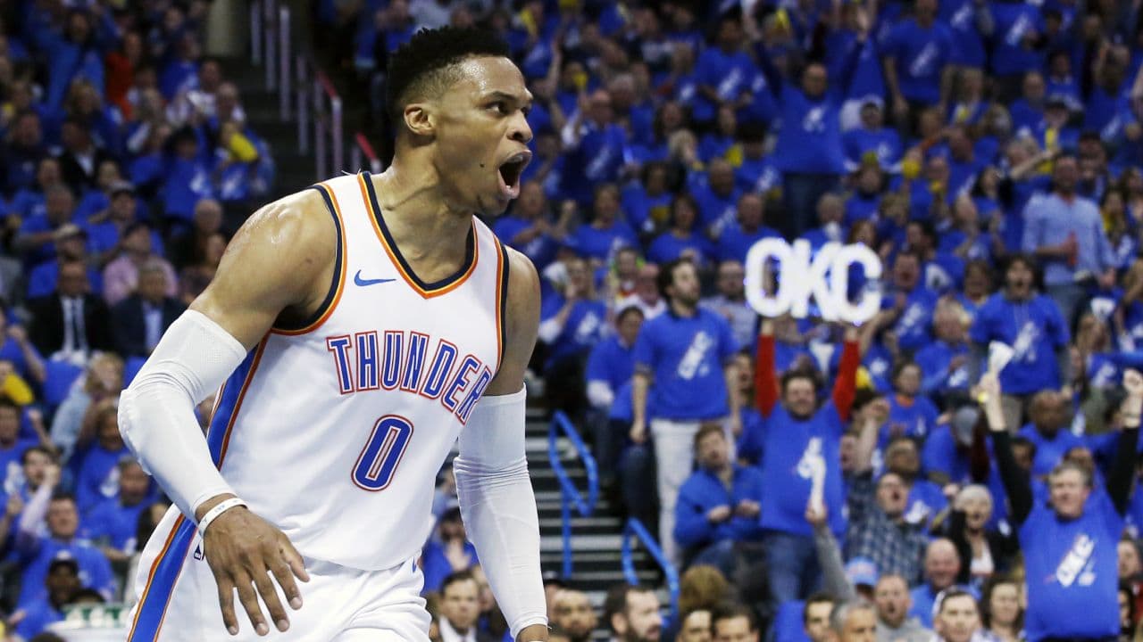 Paul George sale inspirado y el Thunder vence al Jazz en inicio de Playoffs