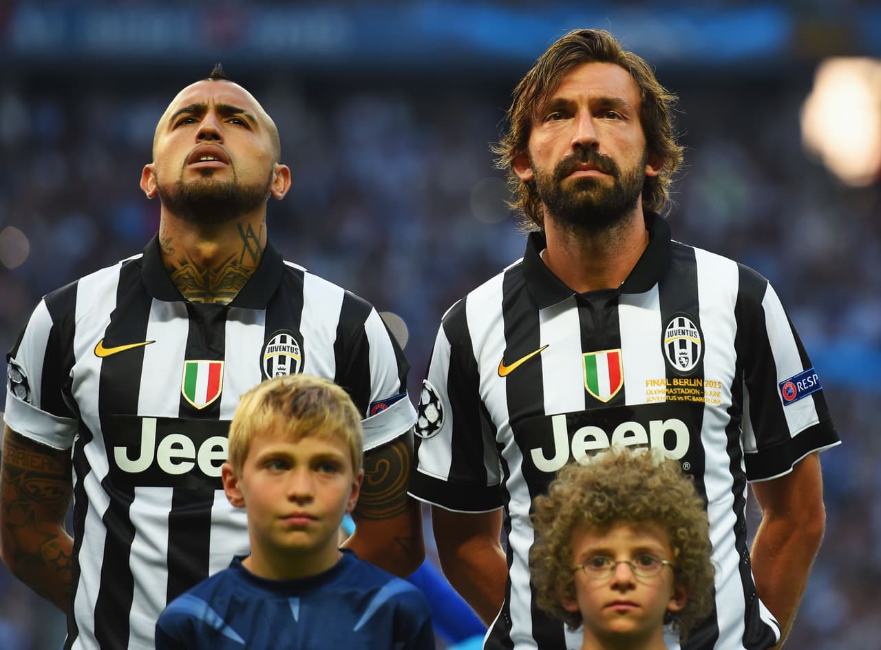 En Italia hubo muchos movimientos, siendo la Juventus la que mayor calentó el mercado con varios fichajes para cubrir las bajas de Vidal, Pirlo y Tévez.