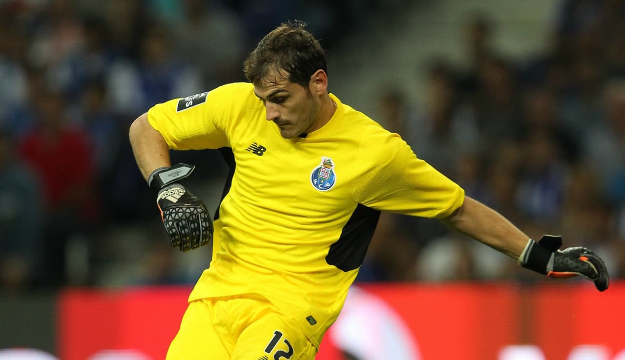 En Portugal destacan las adquisiciones del Oporto al fichar a Iker Casillas, Pablo Daniel Osvaldo, Maxi Pereira e Imbula para encarar una temporada en la que buscan volver a ser campeones.
