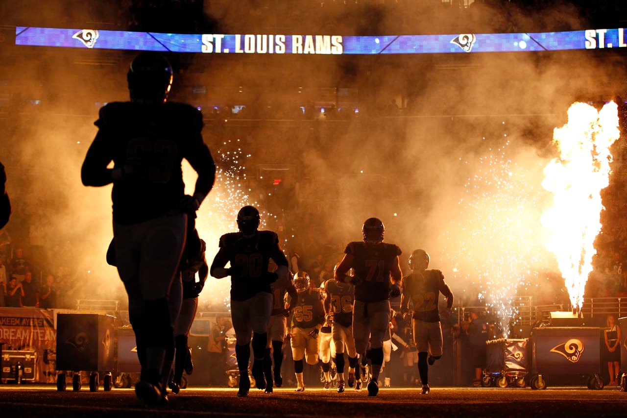 Las imágenes del agridulce triunfo de los Pittsburgh Steelers por 12-6 ante los St. Louis Rams donde perdieron por lesión a su quarterback, Ben Roethlisberger.
