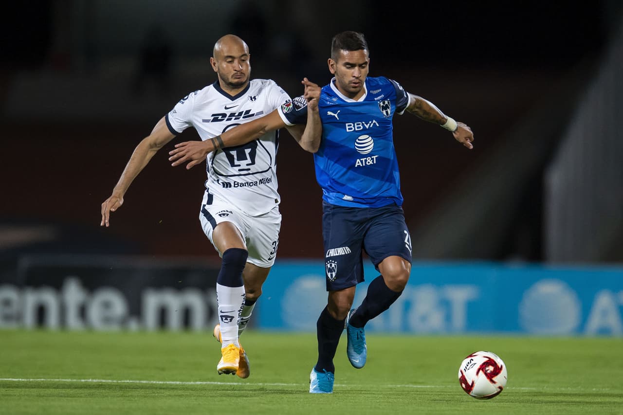 Monterrey y Pumas arrancan con la necesidad de atacar en todo momento, por lo que la pelea por el balón es muy fuerte.