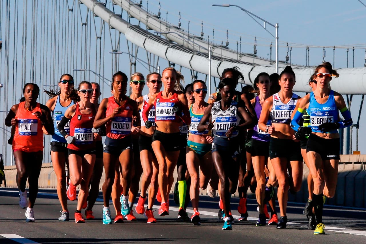 Miles de personas de todo el mundo llegan para participar, no solo a nivel profesional pero sí de forma muy competitiva.