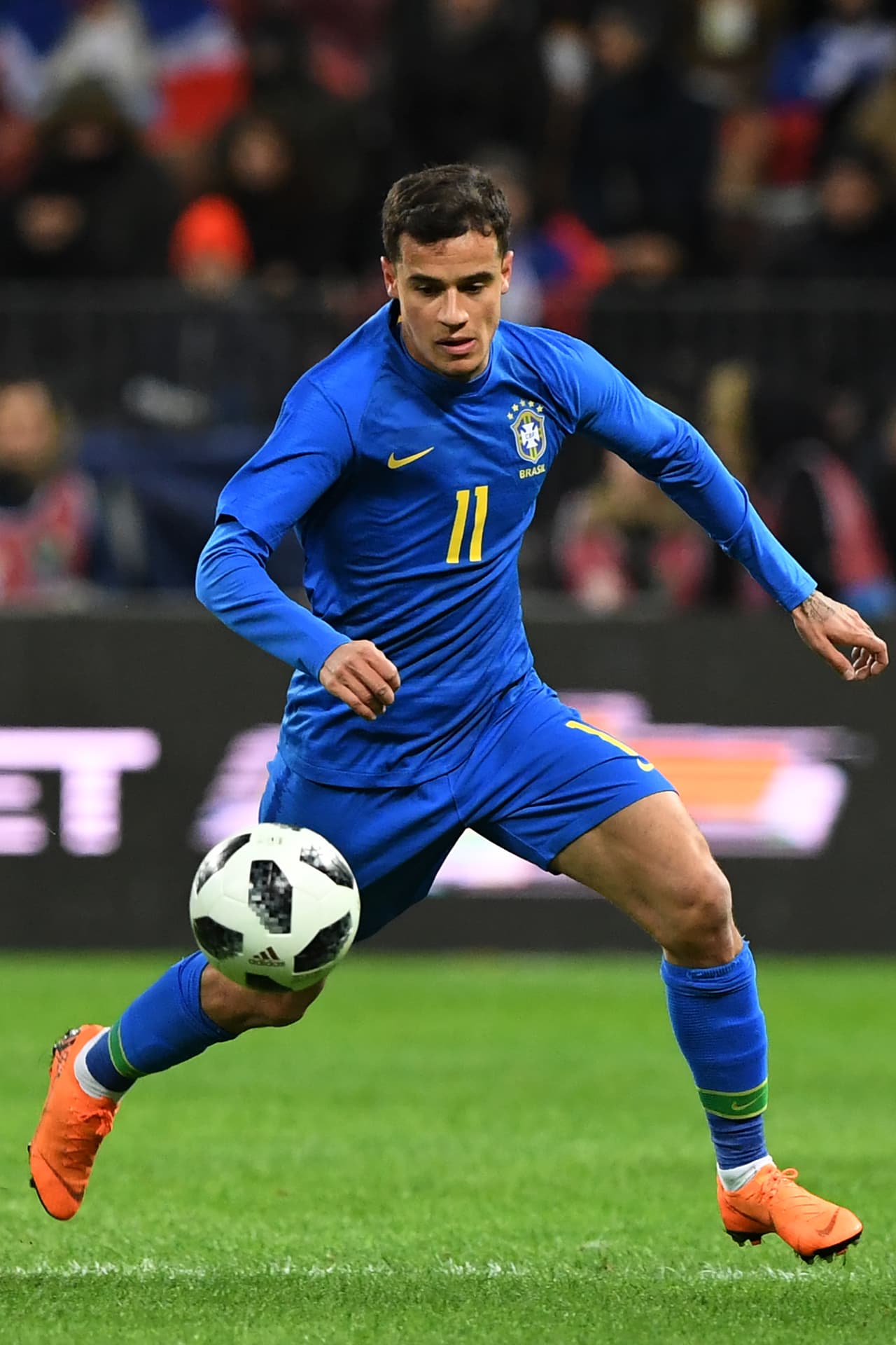 Aunque fue un primer tiempo flojo, en la segunda mitad las cosas cambiarían con un buen rendimiento de Philippe Coutinho y compañía.