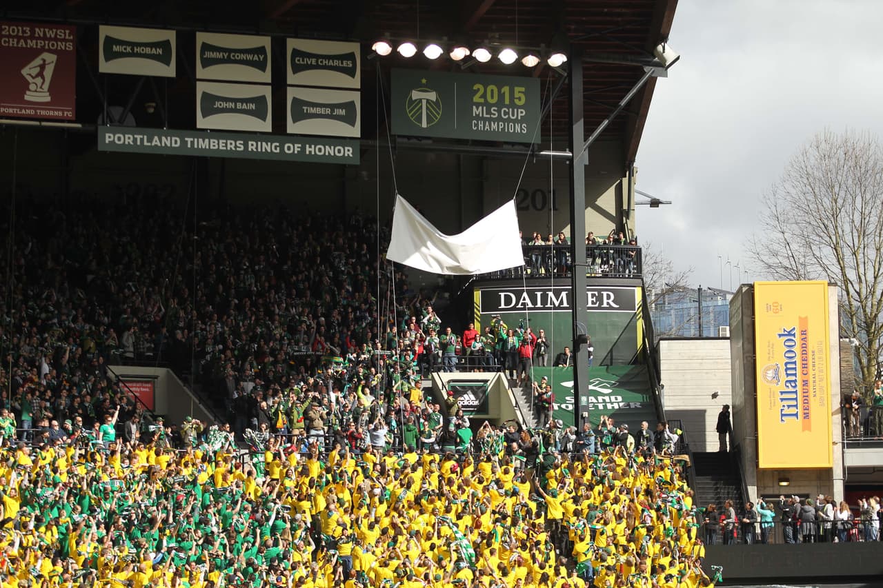 En Portland todos fueron al Providence Park a ver jugar a los campeones Timbers, que volvieron a derrotar 2-1 a Columbus Crew.