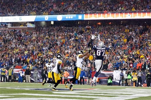 Otra estampa de una de las anotaciones de Rob Gronkowski.