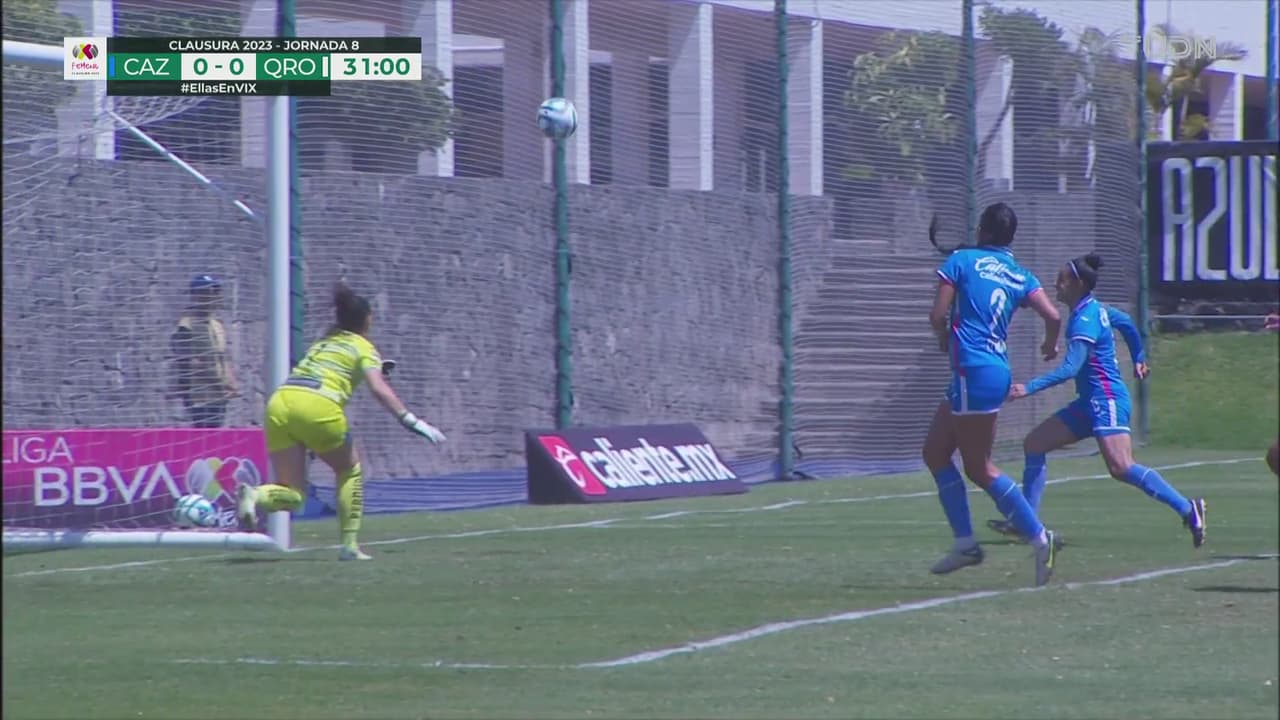 ¡Era el primero de Cruz Azul! Peraza no logra hacer el contacto