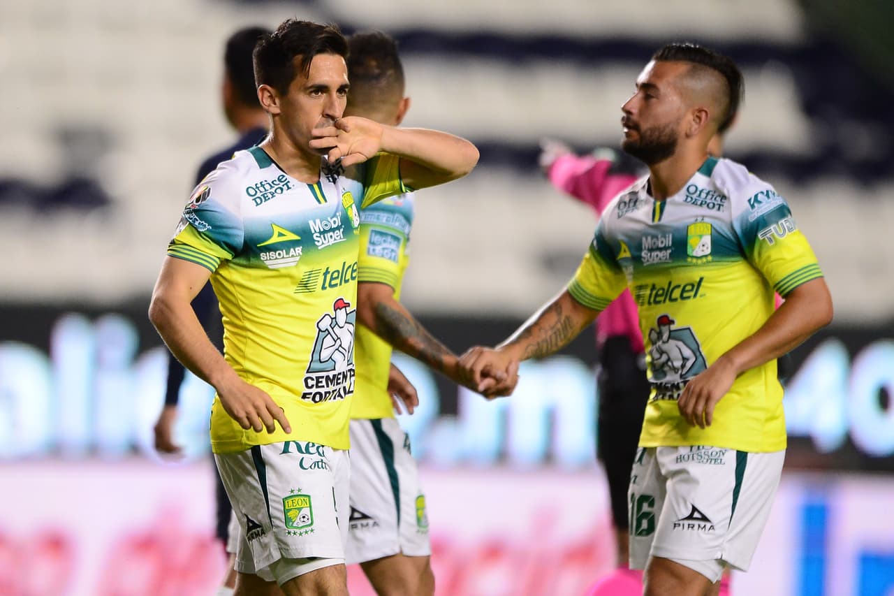 León toma el control del futbol mexicano, momentáneamente, tras llegar a 21 puntos luego del triunfo 2-1 ante Pumas de la UNAM.