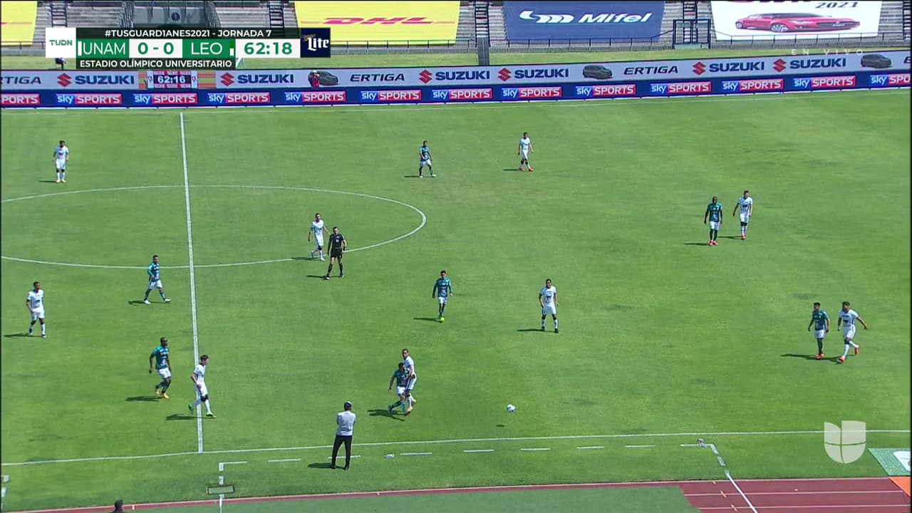 ¡TIRO ATAJADO! disparo por Joel Campbell.