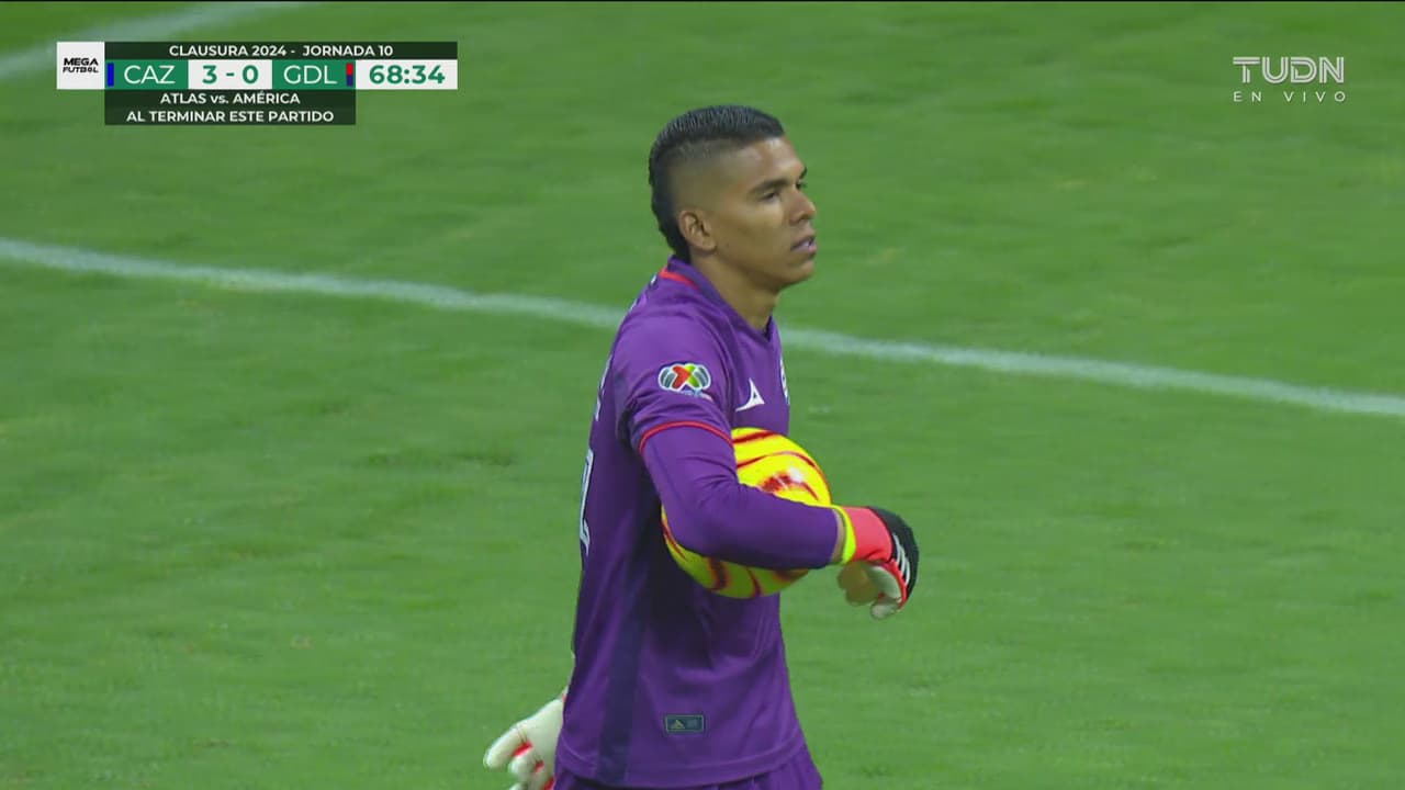 ¡Ya es figura! Atajadón de Mier a Cade Cowell