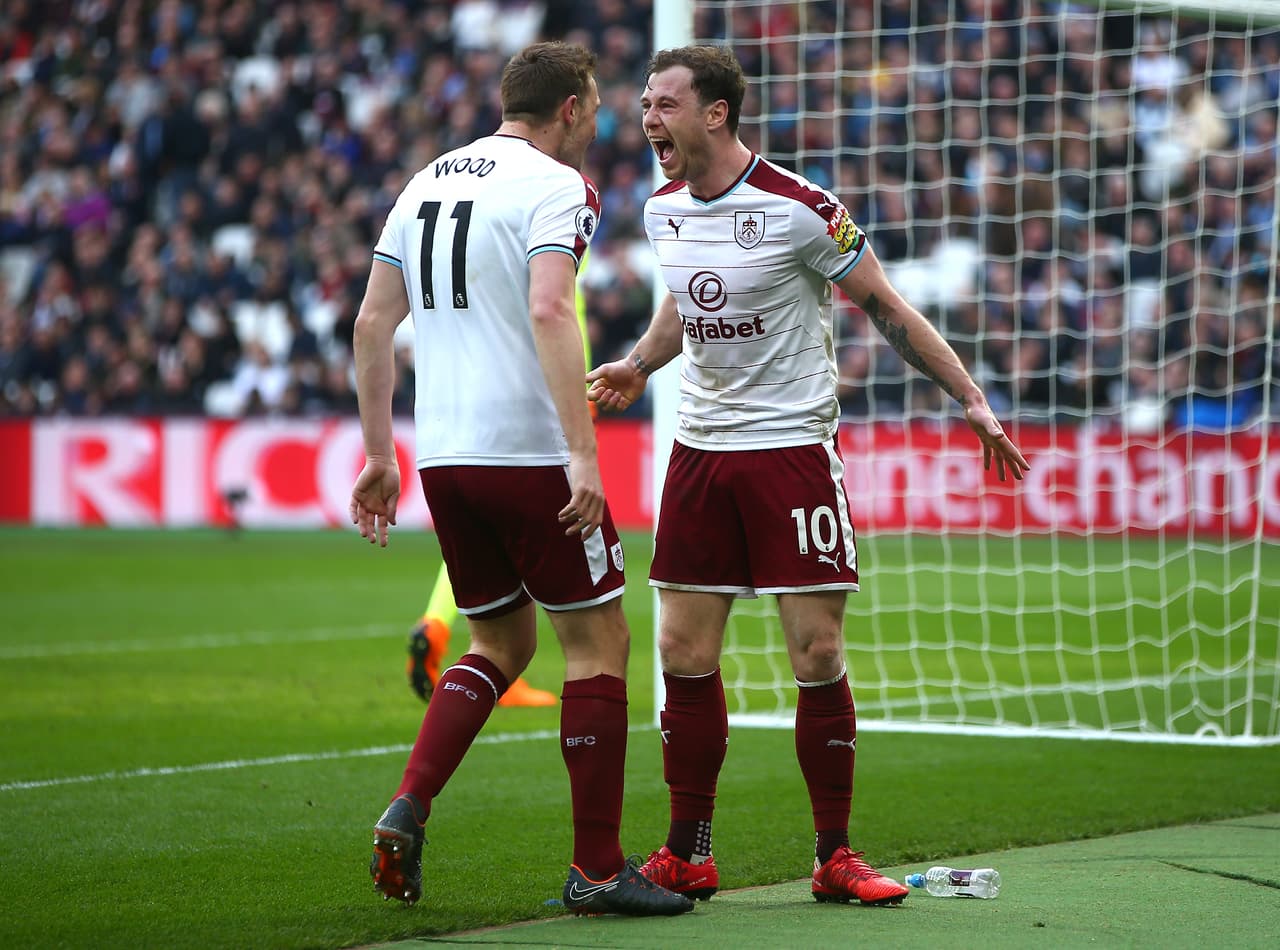 La fiesta se opacó para los de casa con un Wood eficiente, que al minuto 25 y al 36' del 2T anotó dos tantos. Él fue la gran figura del 0-3 contra West Ham.