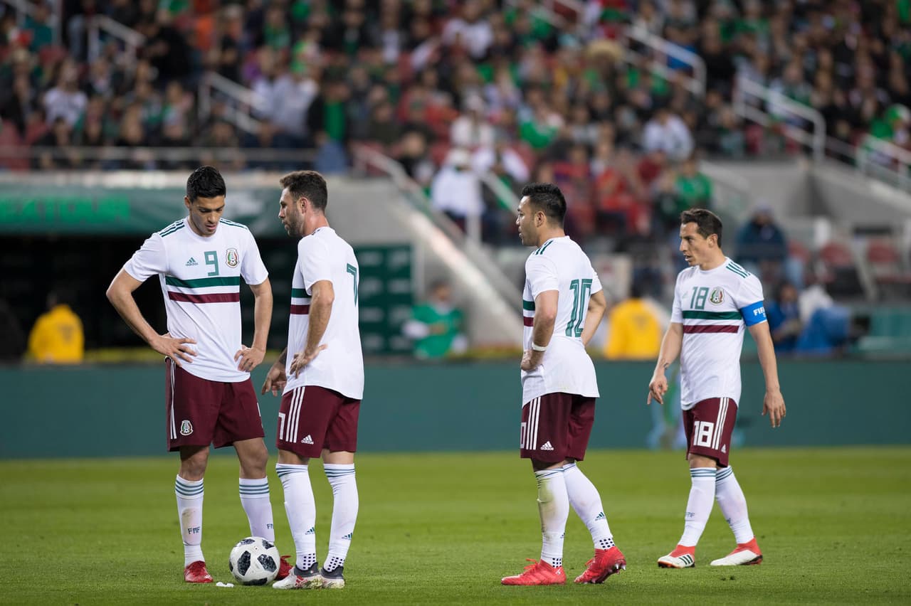 Los aprobados y reprobados del Tri ante Islandia 