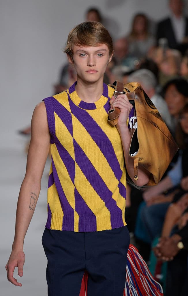 La supermodelo de los 90s tuvo un hijo, Mingus Reedus, que empezó a conquistar el mundo de la moda, entre ellos el de Calvin Klein.