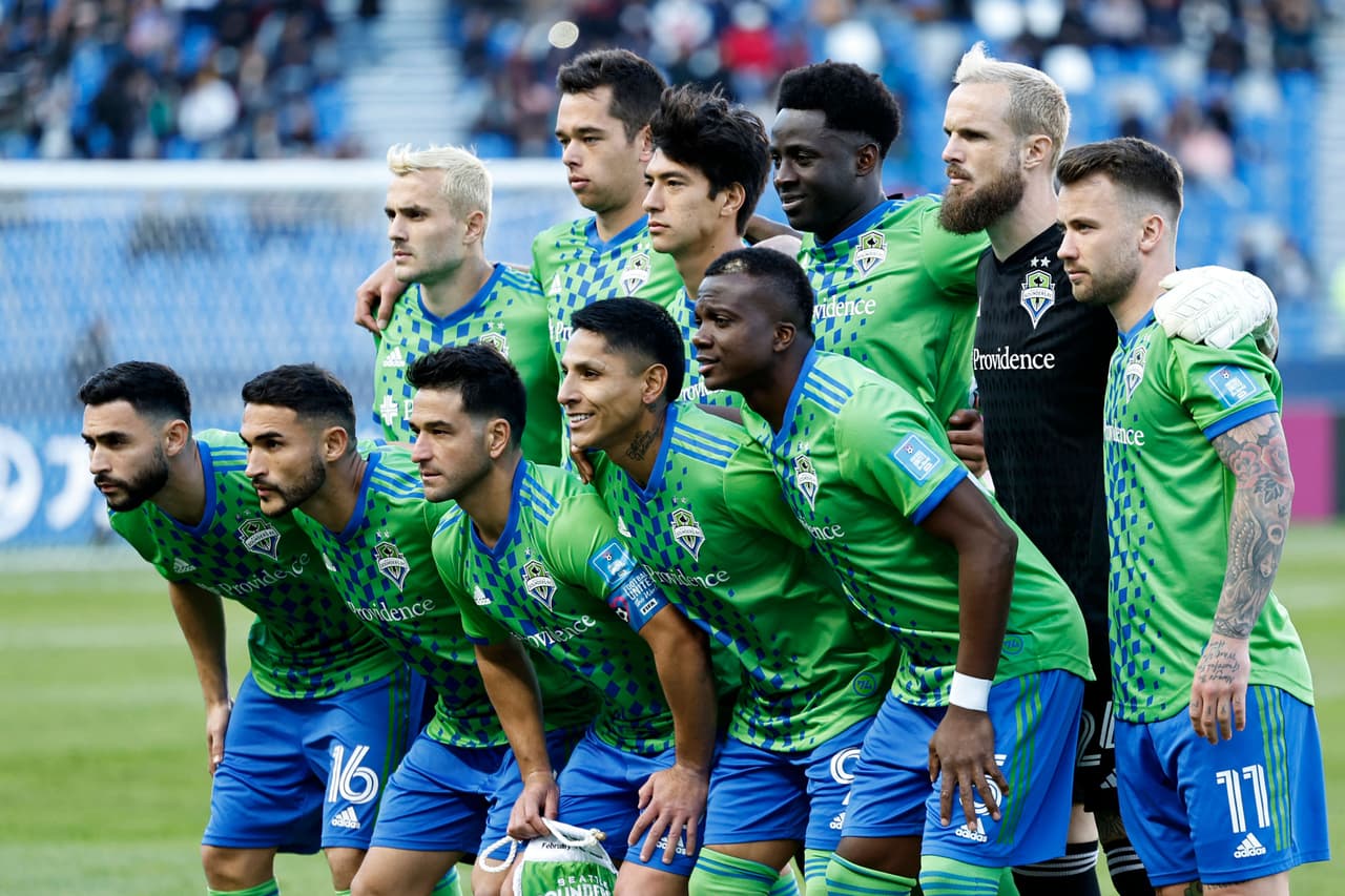 Un gol a dos minutos del final de Mohamed Afsha terminó por darle el triunfo al Al Ahly 0-1 ante Seattle Sounders; Al Ahly disputará la semifinal del Mundial de Clubes contra el Real Madrid el próximo miércoles.